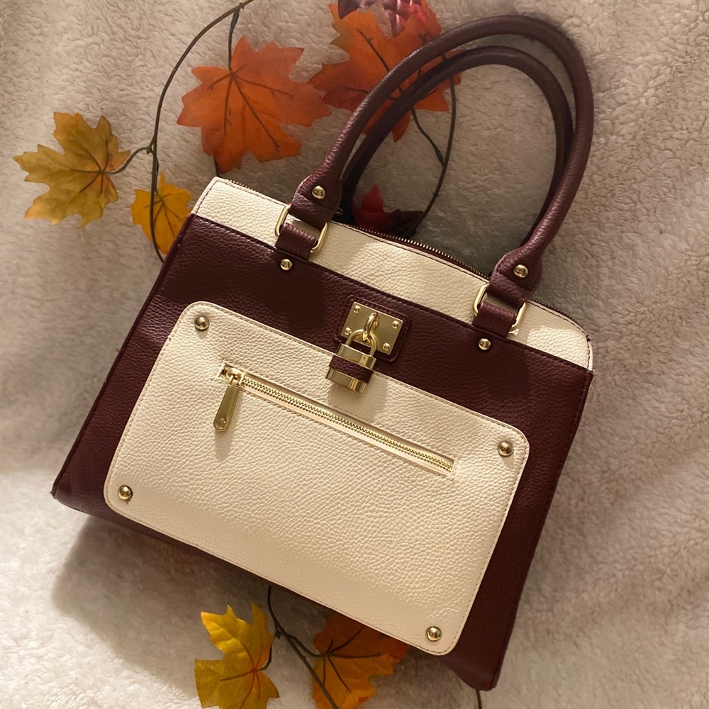 ❌SOLD❌Burgundy and cream hand bag